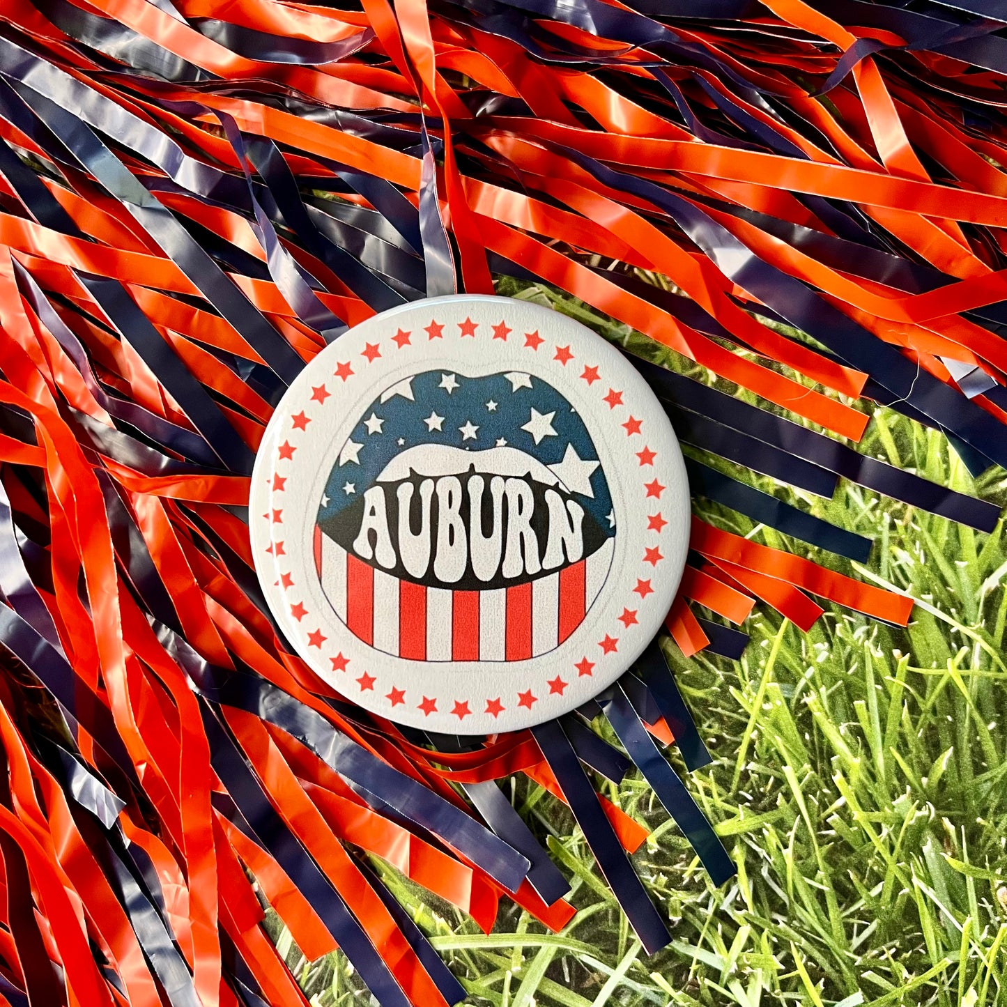 Auburn Lips Button